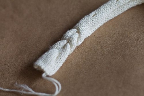 Плетеное ожерелье или браслет