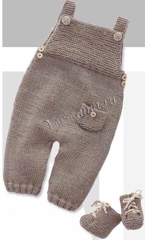 Полукомбинезон и пинетки