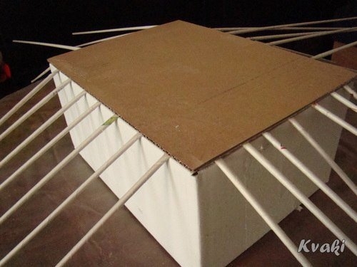 Корзина из газетных трубочек Корзина из газетных трубочек