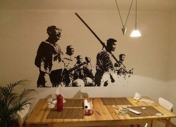 Декорируем пустую стену.