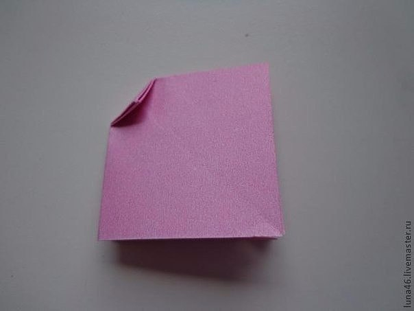 Как сделать бантик из бумаги.
