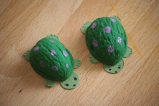 Поделки из грецких орехов. Творчество с детьми. Поделки из грецких орехов. Творчество с детьми.