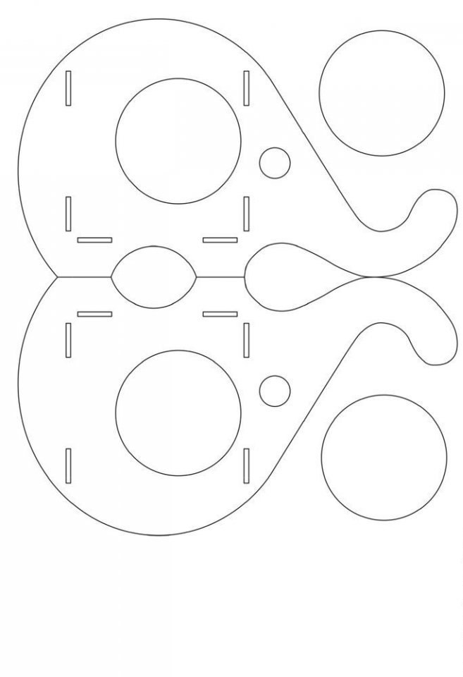 Удобный органайзер-подставка из картона