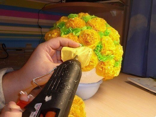 Одуванчики из салфеток