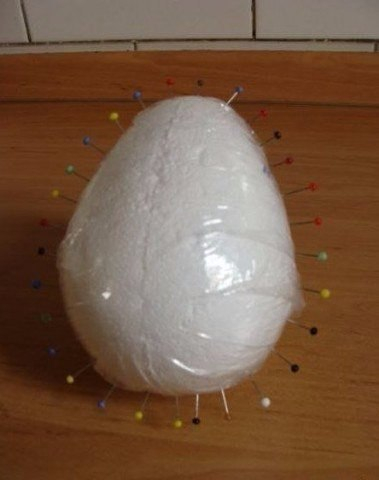 Пасхальные яйца из ниток