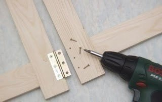 Как сделать складной маленький столик для маленькой кухни или балкона