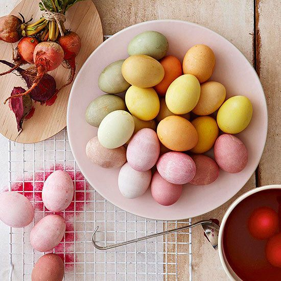 СОВЕТЫ, КАК КРАСИТЬ ЯЙЦА К ПАСХЕ