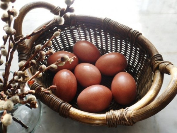 СОВЕТЫ, КАК КРАСИТЬ ЯЙЦА К ПАСХЕ