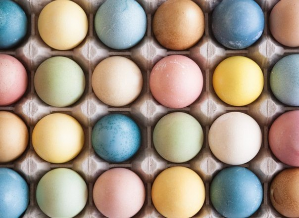 СОВЕТЫ, КАК КРАСИТЬ ЯЙЦА К ПАСХЕ