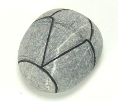 Расписываем камешки