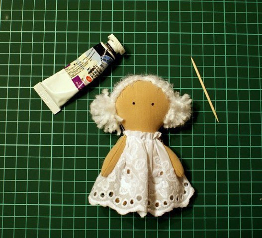 Ангелок шитый.