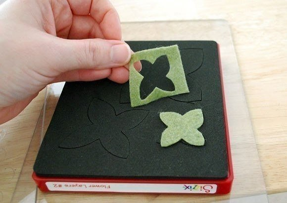 Весенний топиарий из фетра