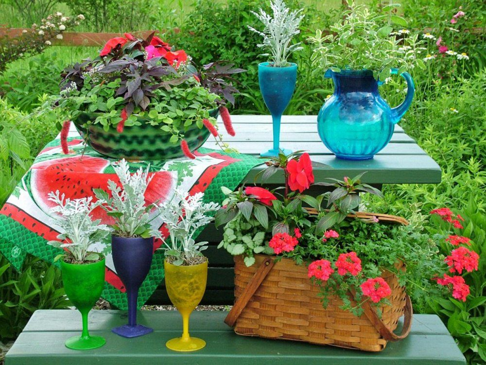 Дивный сад: декор с помощью подручных материалов.