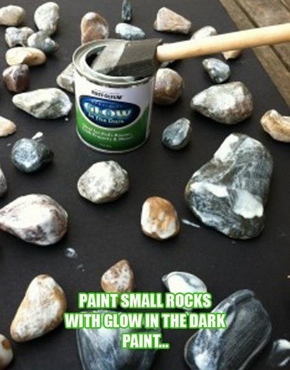 Использование флуоресцентных красок в декоре сада