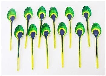 Павлин из подручных материалов