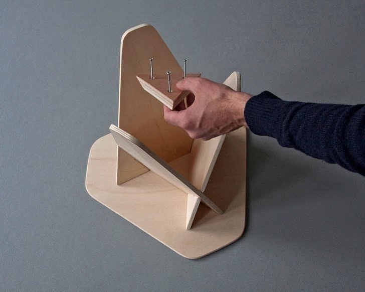 Оригинальный табурет из фанеры