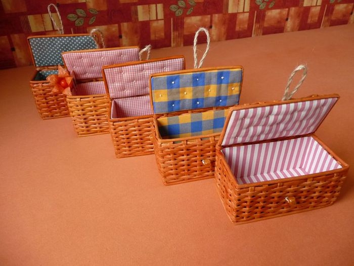 Шкатулки с подкладкой из газет