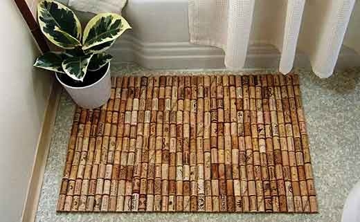 Коврик из пробок