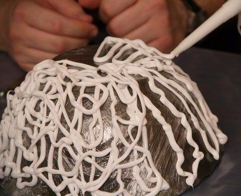 Декоративная ваза из жидких гвоздей