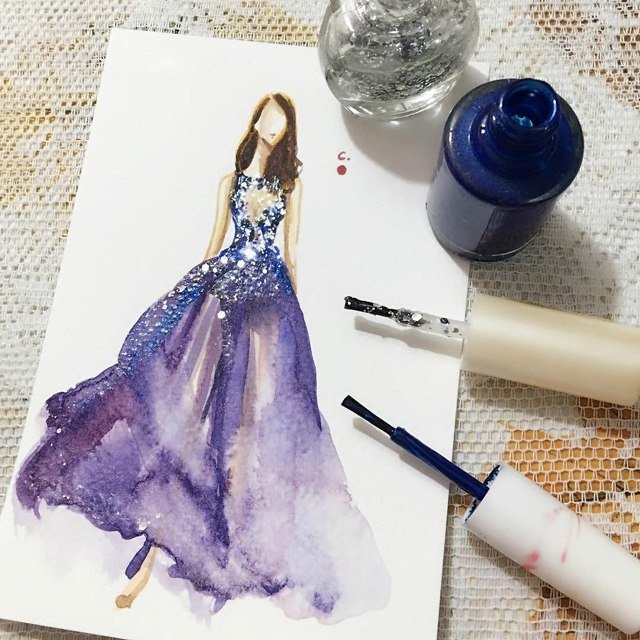 Лак для ногтей в руках художника