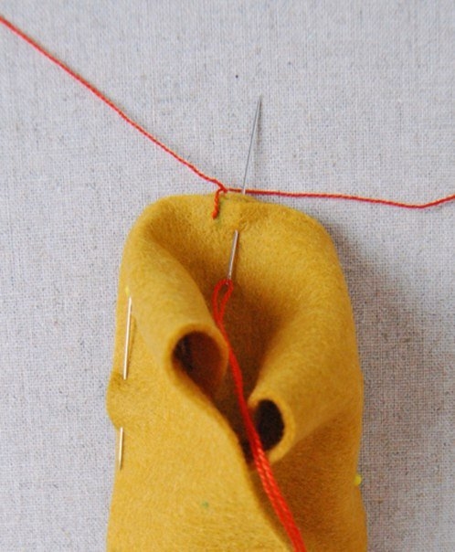 Замечательные детские тапочки из фетра