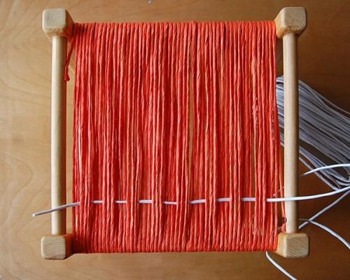 Плетеный табурет.