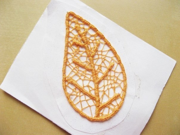 Игольное кружево. Скелетированные листья.