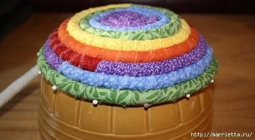 Корзина из веревки и лоскутков