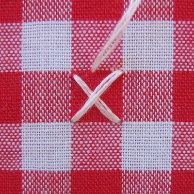 Вышивка виши или цыплячьи лапки