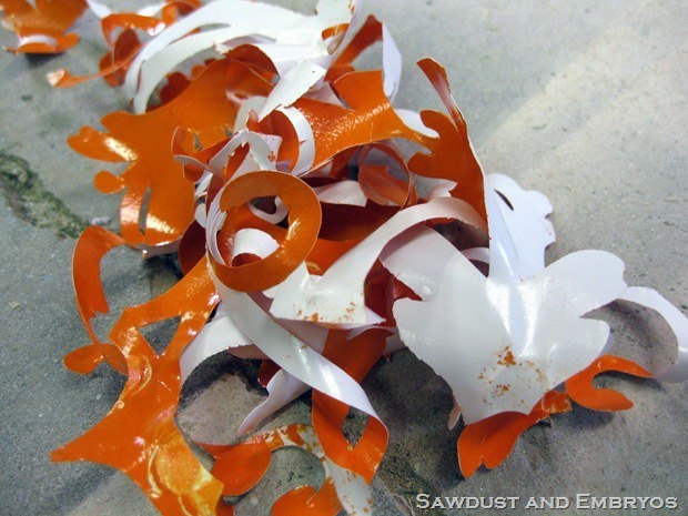 Красивое трафаретное преображение столика из серии переделок  ДО И ПОСЛЕ .