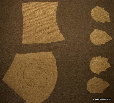 Делаем броши из бисера,шелка и пайеток