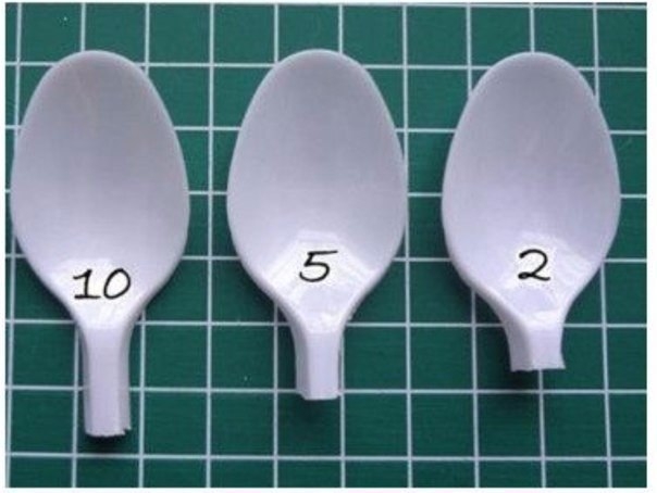 Цветы из пластиковых ложек