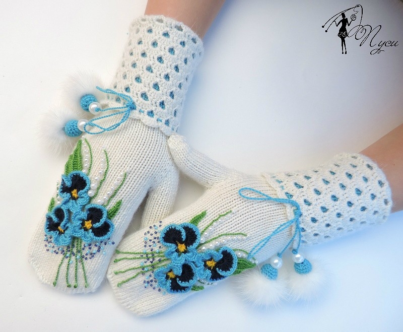 Варежки ручной работы