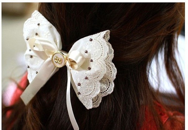 Бант-заколка