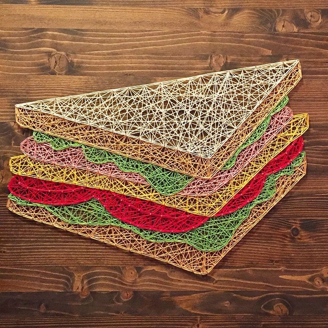 Стринг-арт! Все, что нужно - это нитки и гвозди