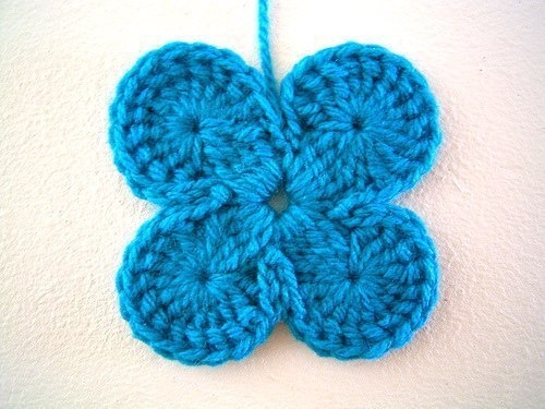 Интересный плед крючком