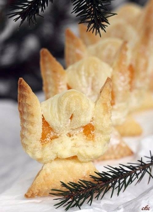 Сладкое украшение для новогодней елки: ангелок