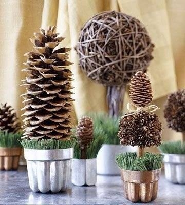 Новогодние поделки из шишек.