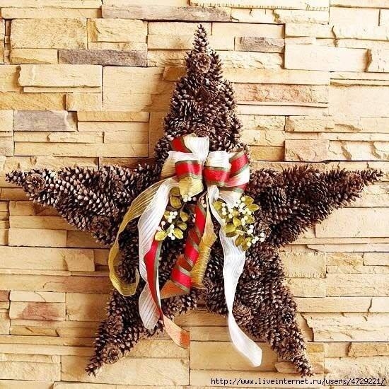 Новогодние поделки из шишек.