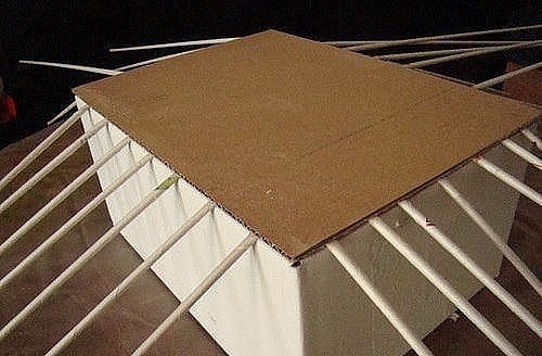 Плетём корзинку из газетных трубочек