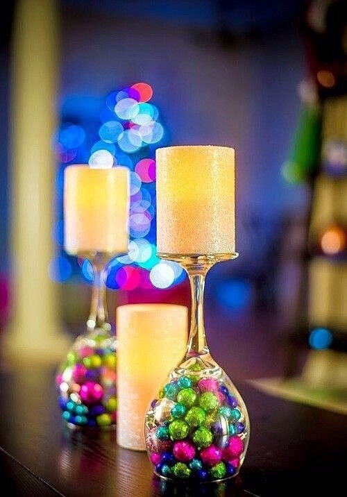 Новогодний декор с помощью бокалов Новогодний декор с помощью бокалов