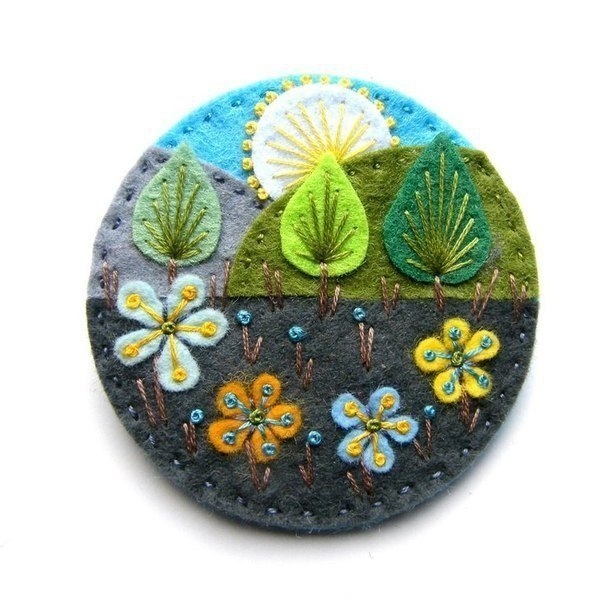 Брошки из фетра