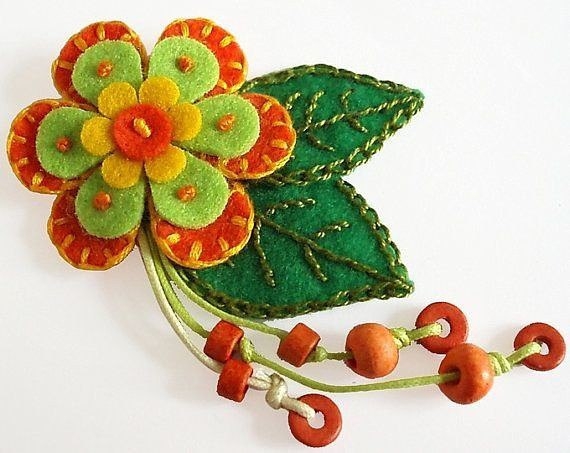 Брошки из фетра