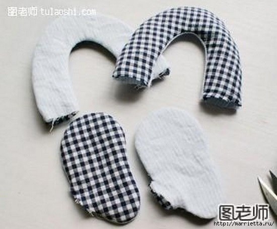 Тапочки с мишками для малыша. Шьем сами