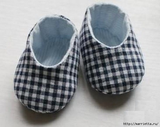 Тапочки с мишками для малыша. Шьем сами
