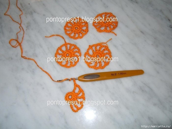 Красивая цветочная обвязка края полотенца крючком