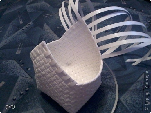 Плетение корзинки из упаковочной (полипропиленовой, стреппинг) ленты