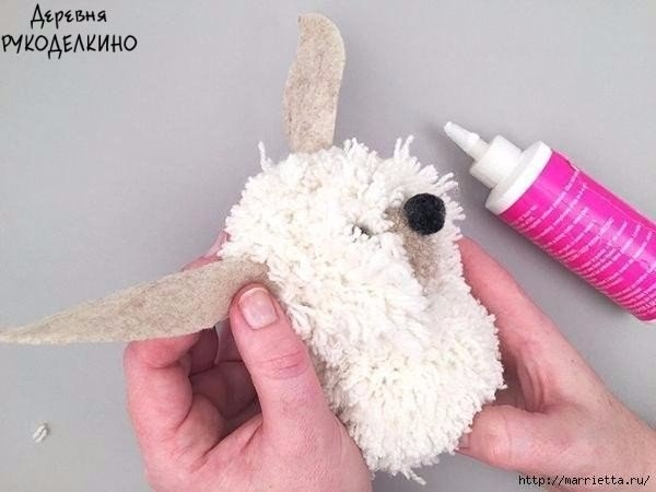 Маленький пудель из помпонов. Мастер-класс.