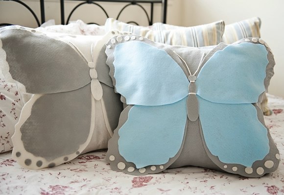 Декоративные подушки "бабочка"