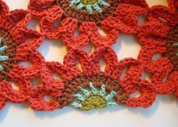 Яркая занавеска на кухню.